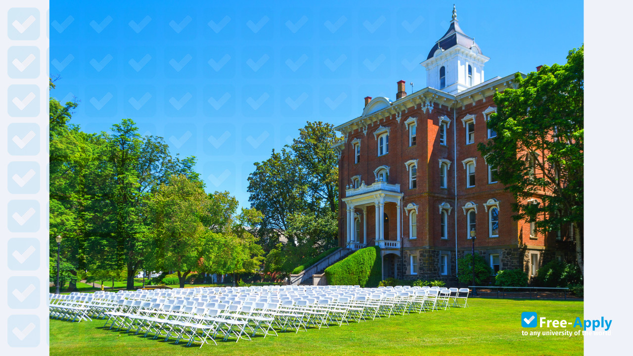 Foto de la Linfield College #6