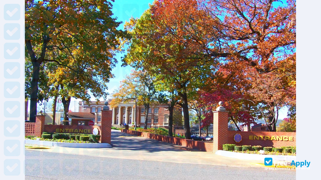 Foto de la Miles College #8