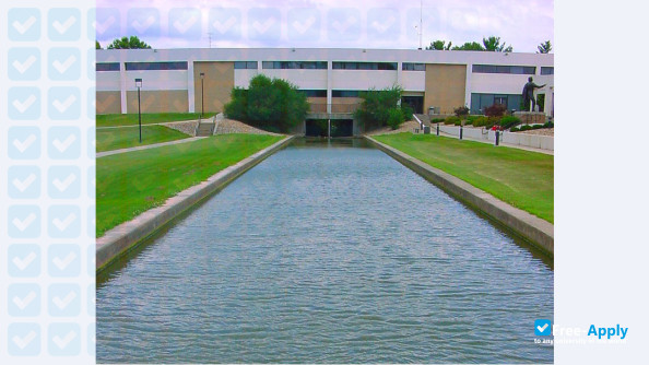 Foto de la John A Logan College #9