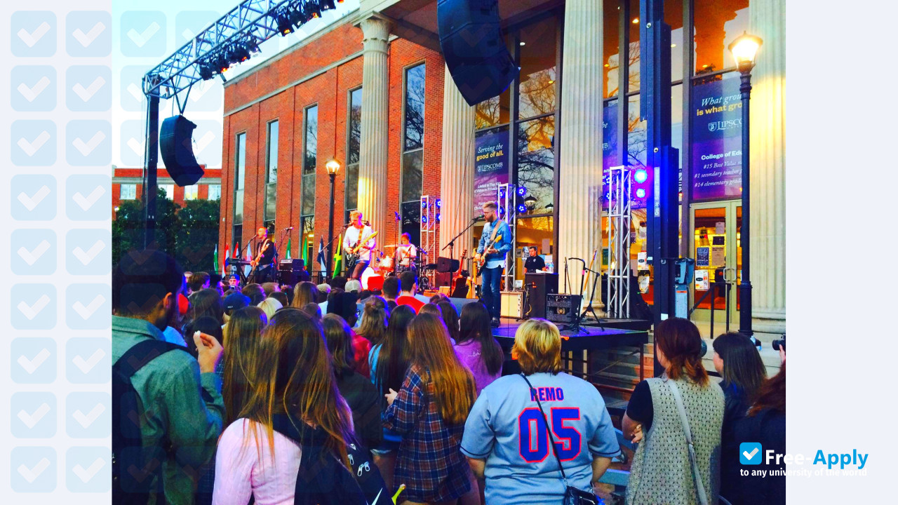 Lipscomb University photo #4