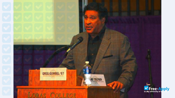 Foto de la Loras College #7