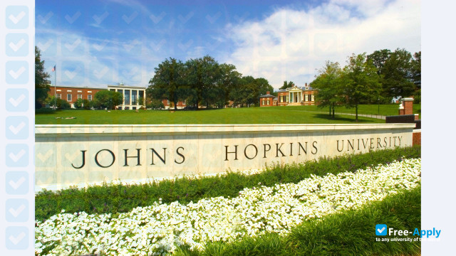 Foto de la Johns Hopkins University #9
