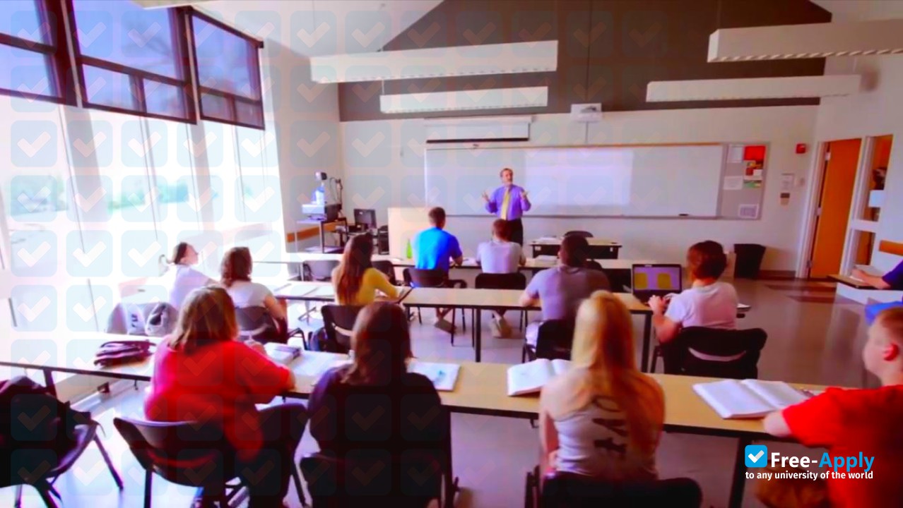 McKendree University photo #10