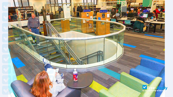 Foto de la Milwaukee Area Technical College #7