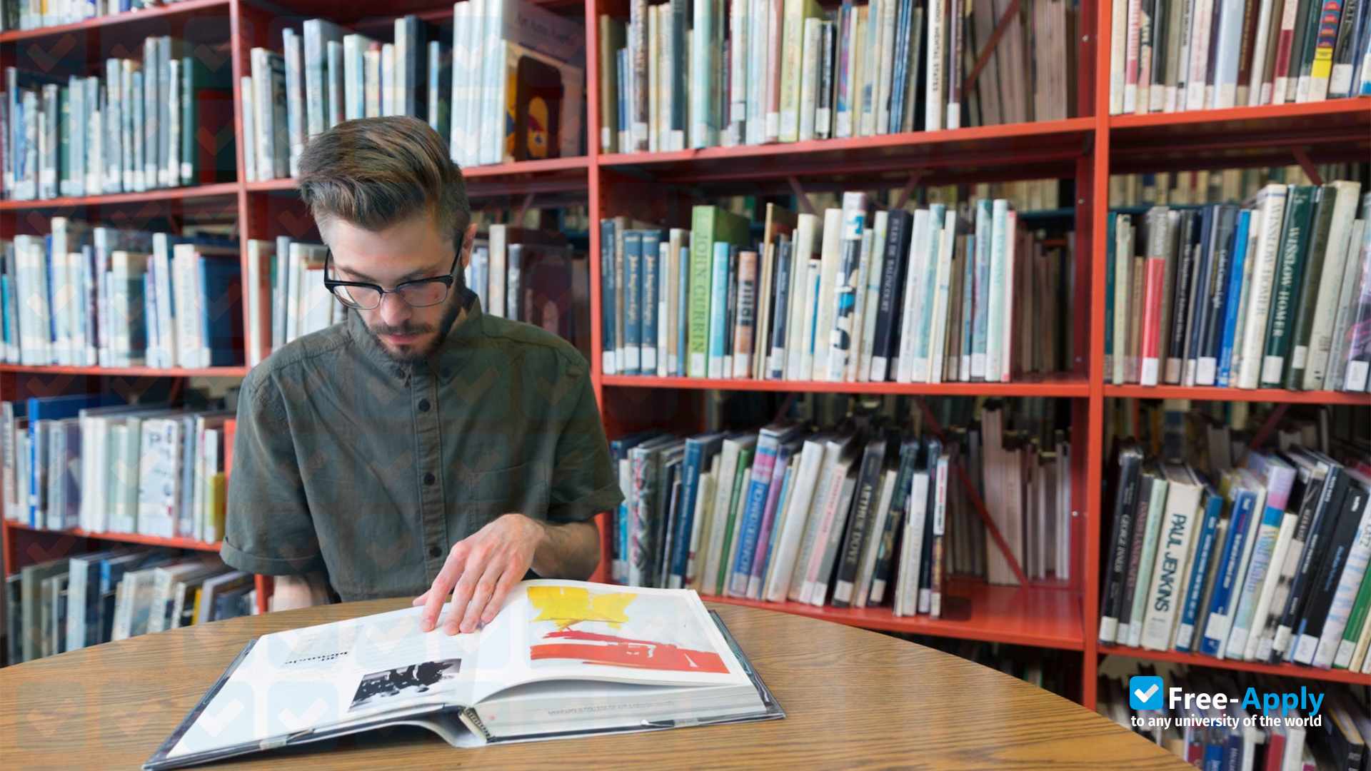 Minneapolis College of Art & Design photo #17