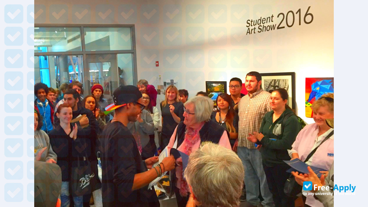 Foto de la Los Medanos Community College #5