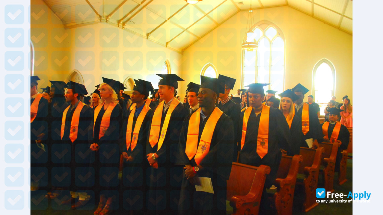 Louisburg College photo #9