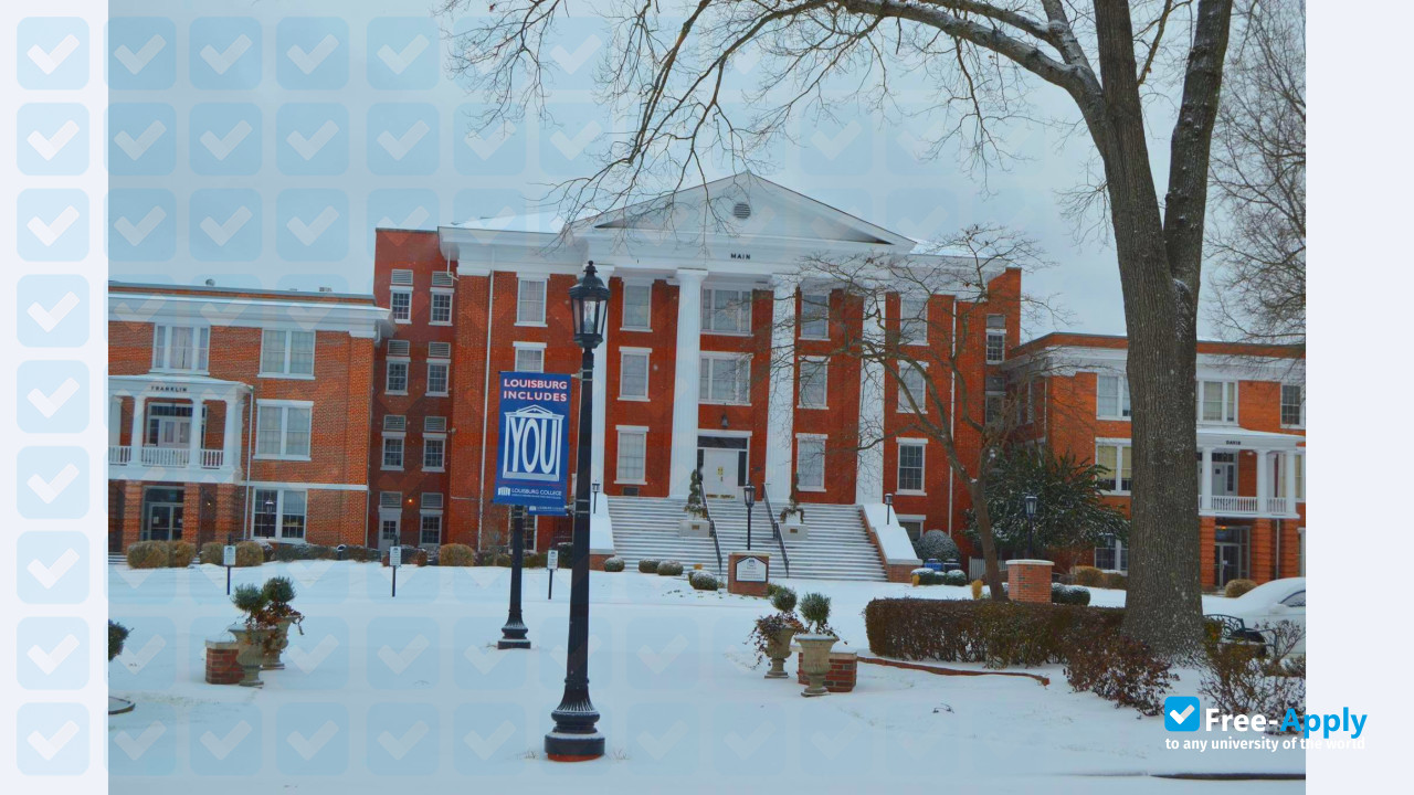 Louisburg College photo #10