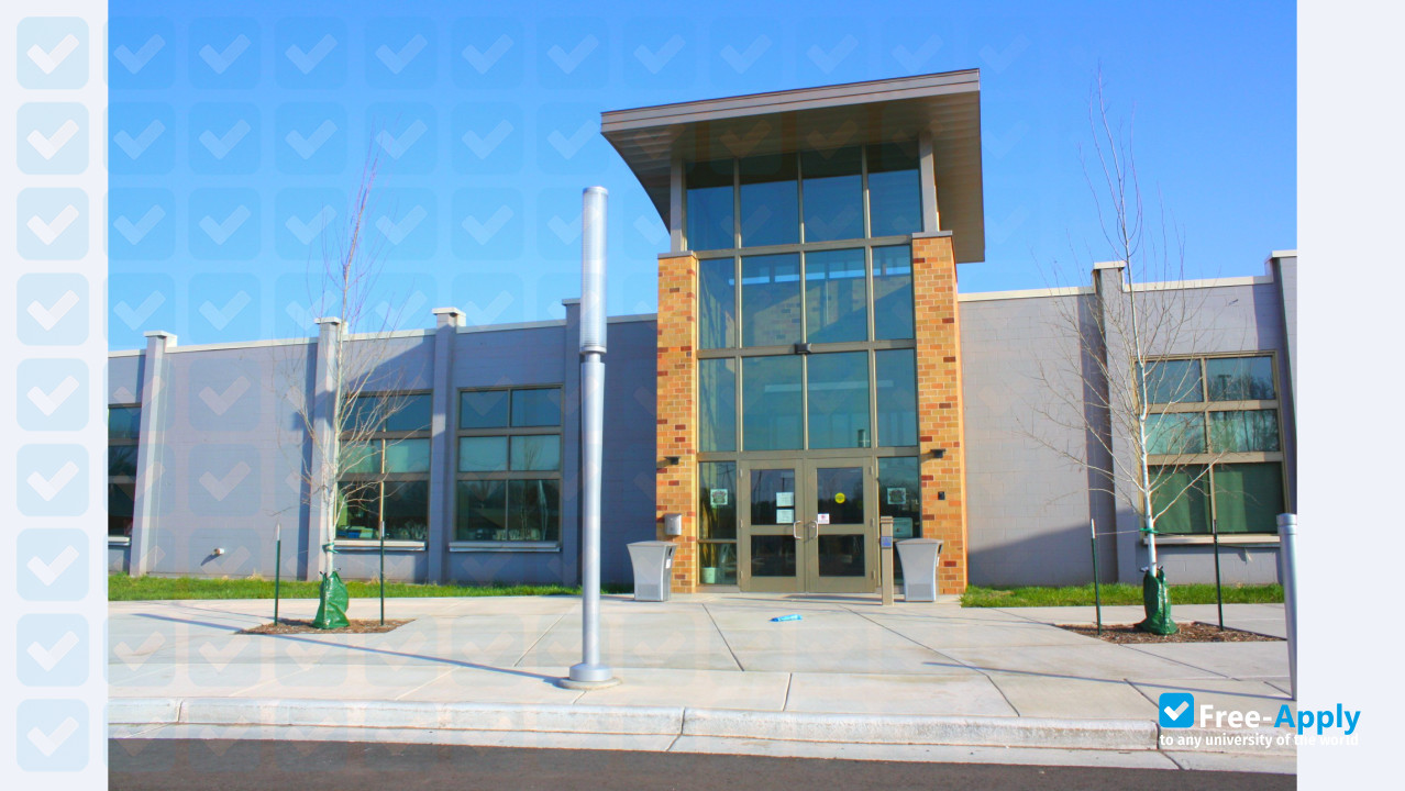Lakeshore Technical College photo #4