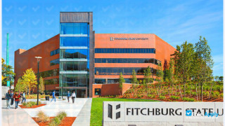 Miniatura de la Fitchburg State University #8