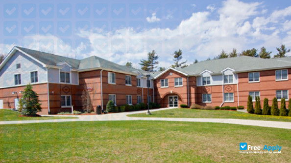 Foto de la Five Towns College #9