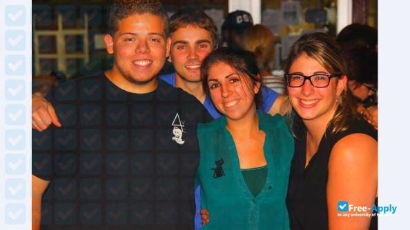 Foto de la Five Towns College #5
