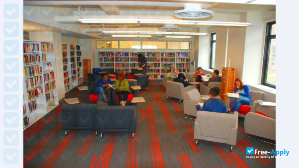 Metropolitan College of New York photo #4