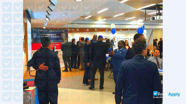 Metropolitan College of New York photo #3