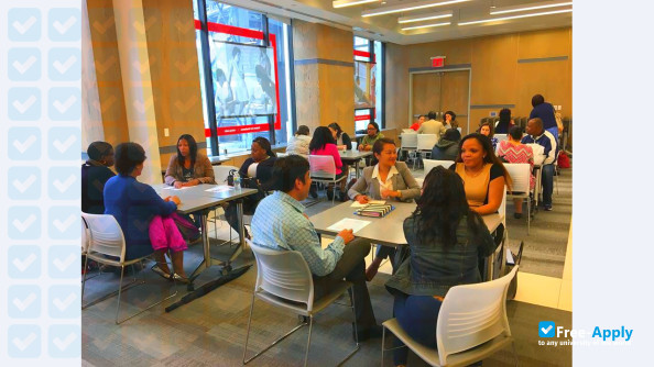 Metropolitan College of New York photo #2