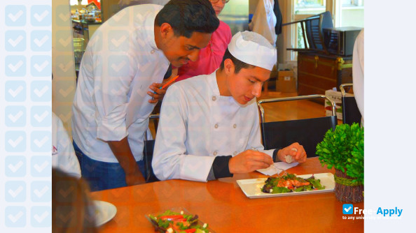 Monterey Peninsula College photo #2