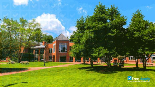 Plymouth State University photo #9