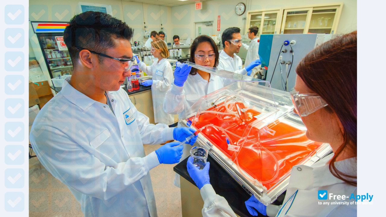 Foto de la Keck Graduate Institute #3