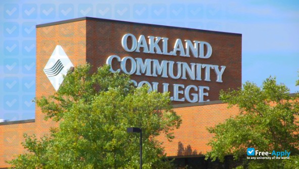 Oakland Community College photo #5