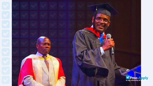 Foto de la Pentecostal Theological Seminary #4