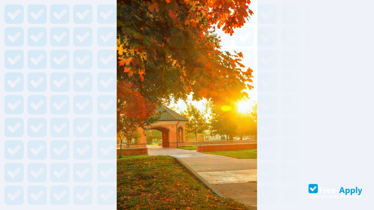 McPherson College photo #28