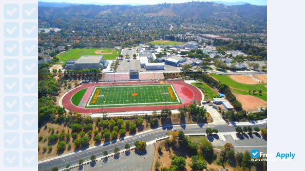 Moorpark College photo #3