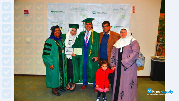 Moraine Valley Community College photo #10