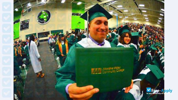 Moraine Valley Community College photo #15