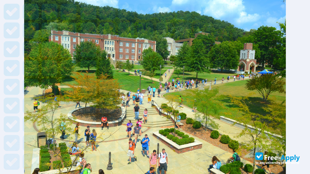 Morehead State University photo #5