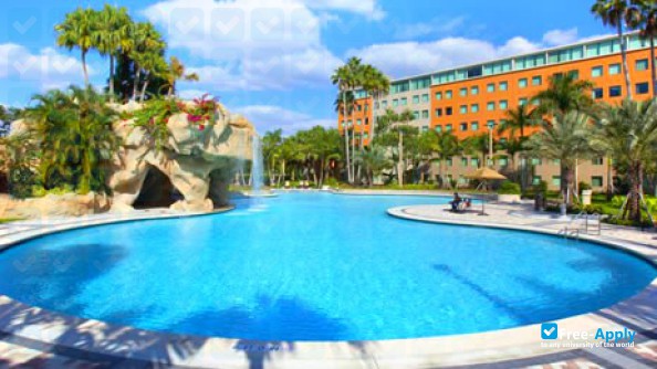 Nova Southeastern University photo #6
