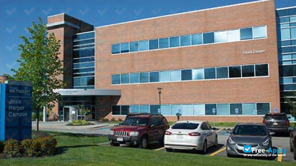 Foto de la Methodist College Josie Harper Campus #4
