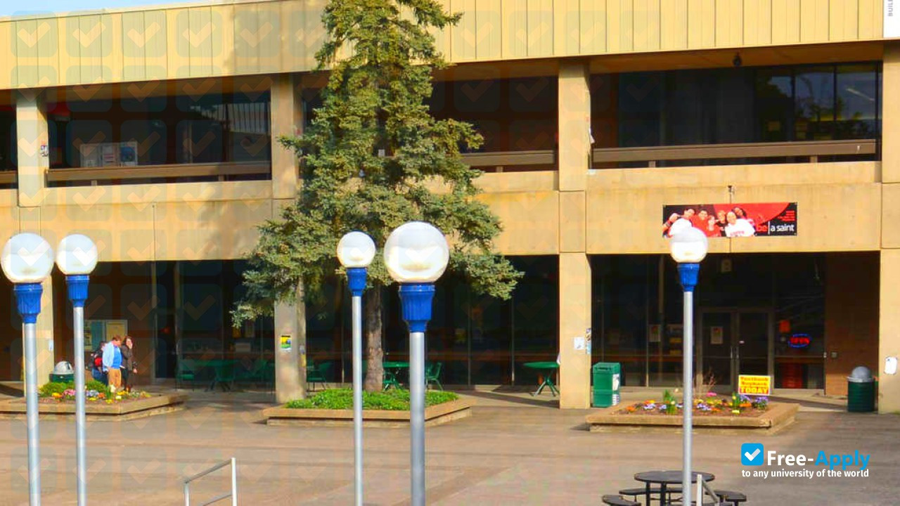 Foto de la Mount Hood Community College #13
