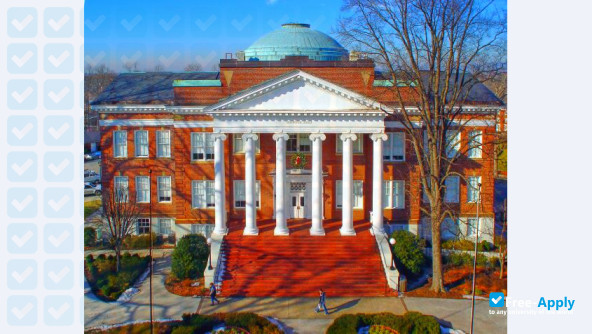 Lynchburg College фотография №2