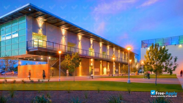 Phoenix College фотография №2
