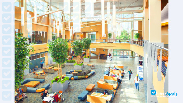Photo de l’Northeast Ohio Medical University NEOMED #4