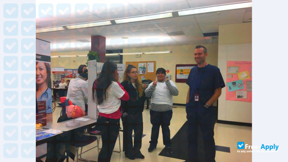 Foto de la Pickens Technical College #8