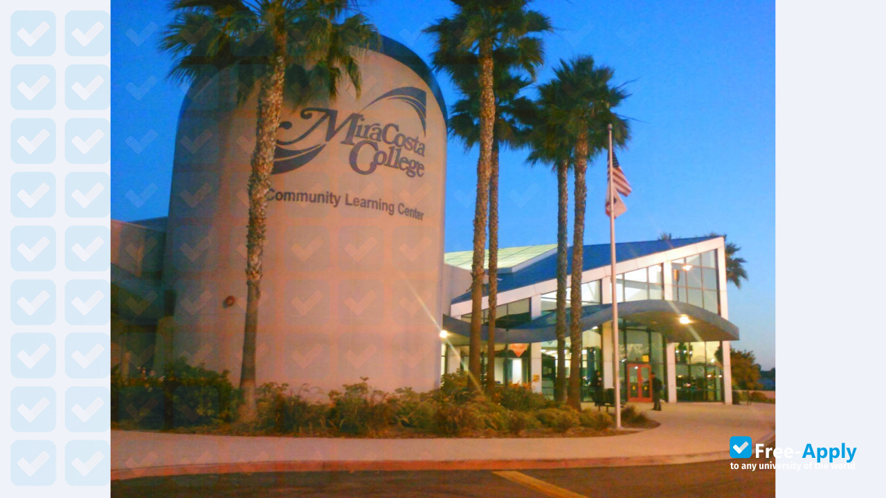 Miracosta College photo #8