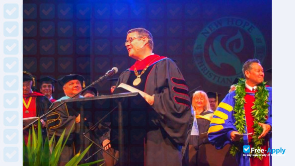 Foto de la New Hope Christian College (Eugene Bible College)