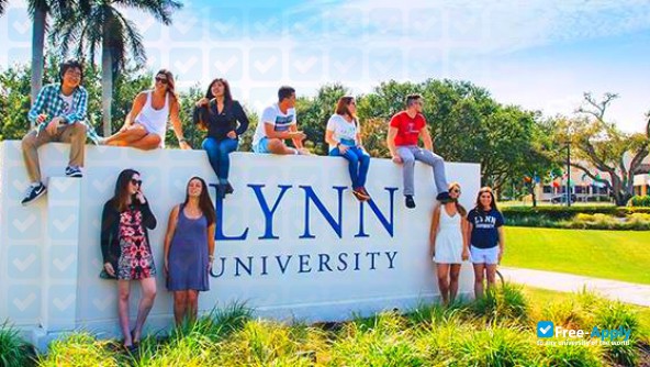 Foto de la Lynn University #10