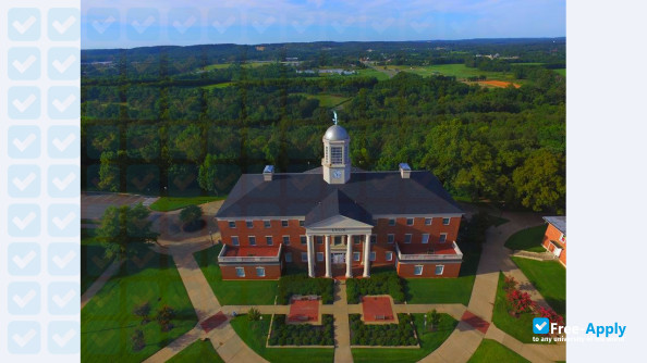 Lyon College photo #3