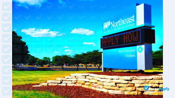 Foto de la Northeast Wisconsin Technical College #3
