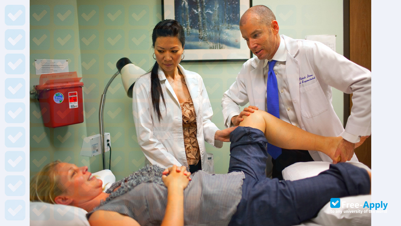 Foto de la Maryland University of Integrative Health #3
