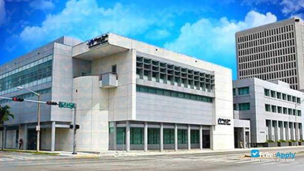 Miami Dade College фотография №12
