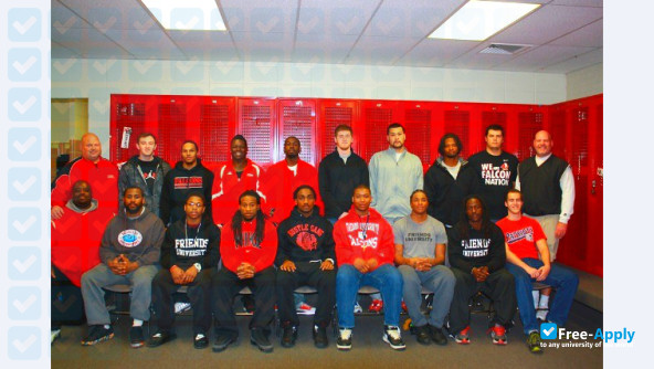 Foto de la Friends University #9