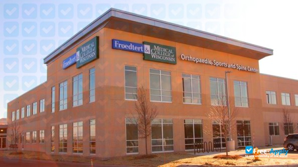 Photo de l’Froedtert Medical College #4