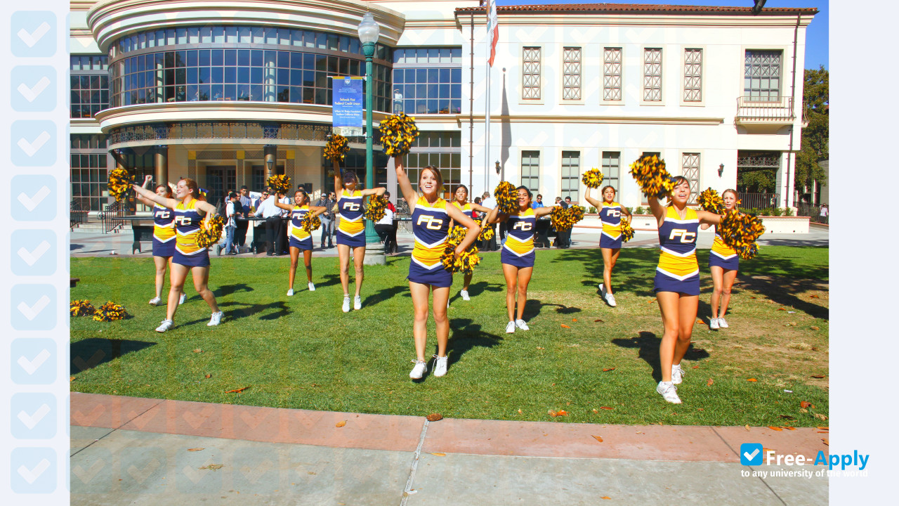 Fullerton College фотография №3