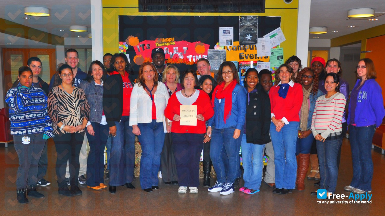 Fulton Montgomery Community College photo #4