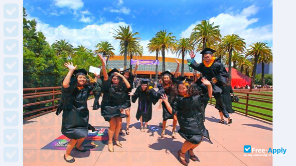 Foto de la Mount Saint Mary's University Los Angeles #9