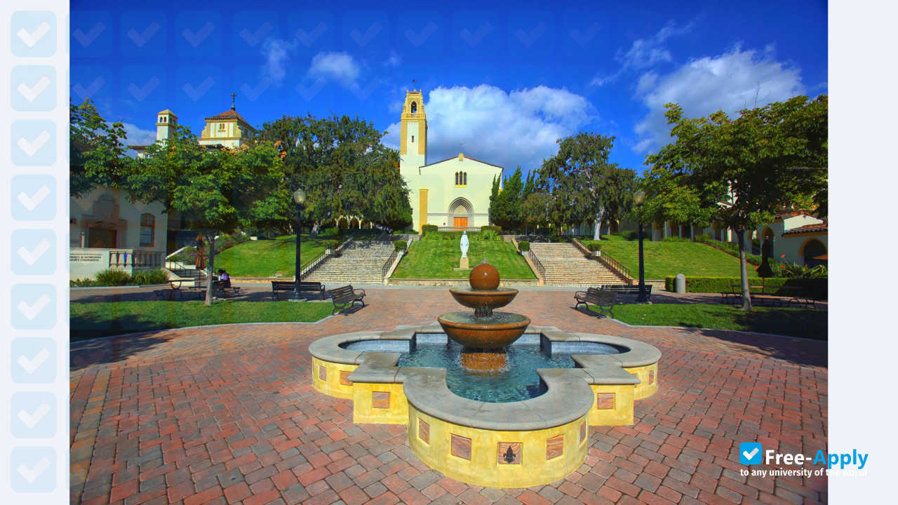 Foto de la Mount Saint Mary's University Los Angeles #4