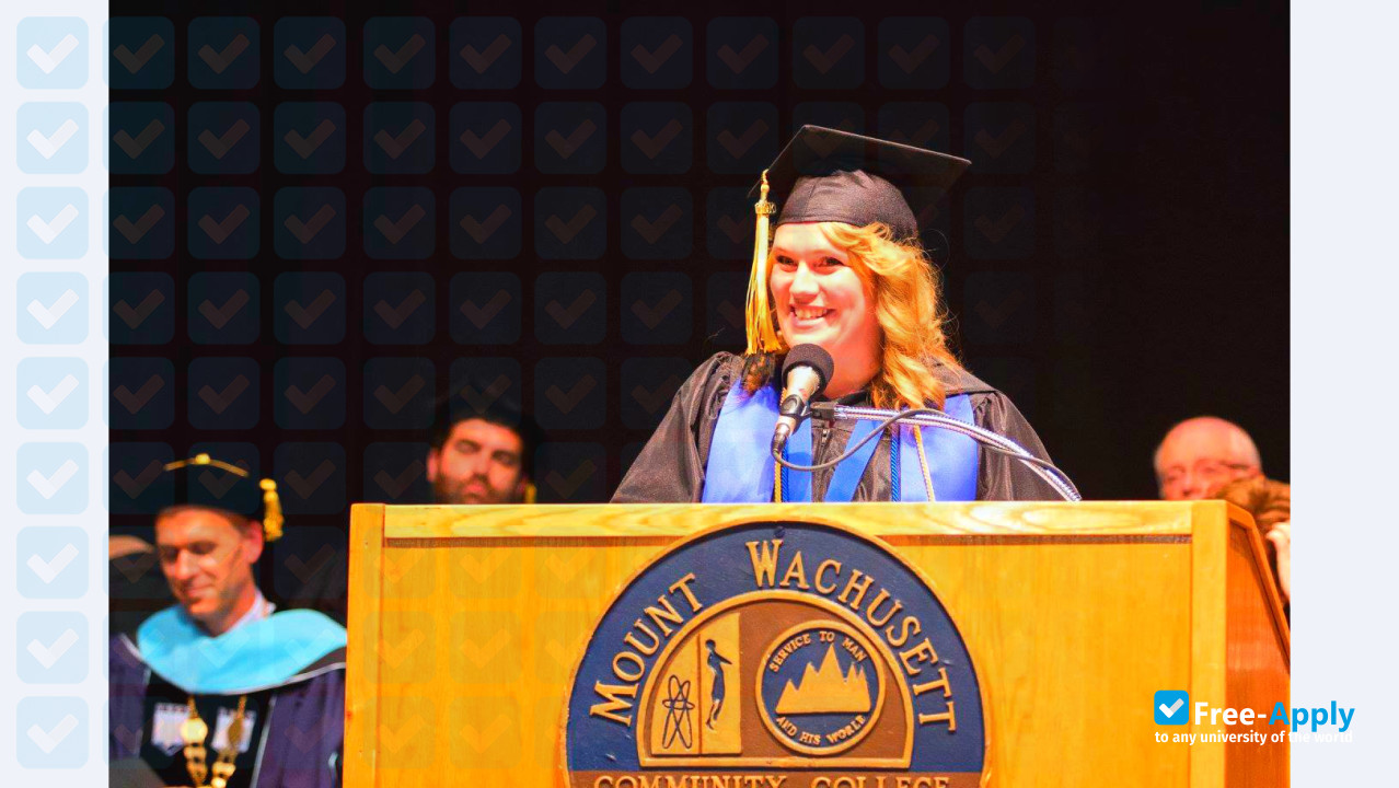 Mount Wachusett Community College фотография №7
